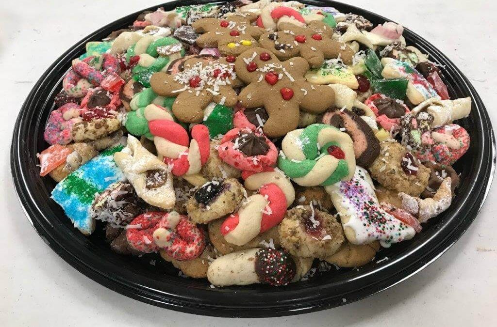 Country Neighbor’s Annual Christmas Cookie Bakery